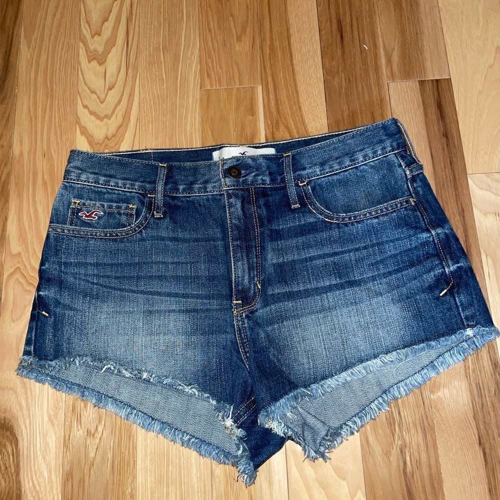 Hollister high waited jean shorts
